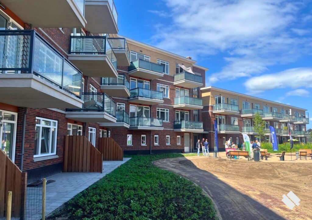 Opening gebouw Hofwachter, Leyens Erve in Bilthoven